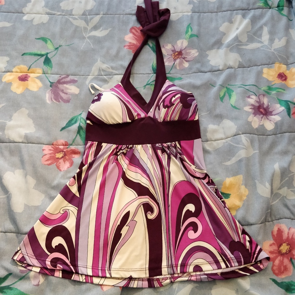 Patterned Halter with Removable Pads